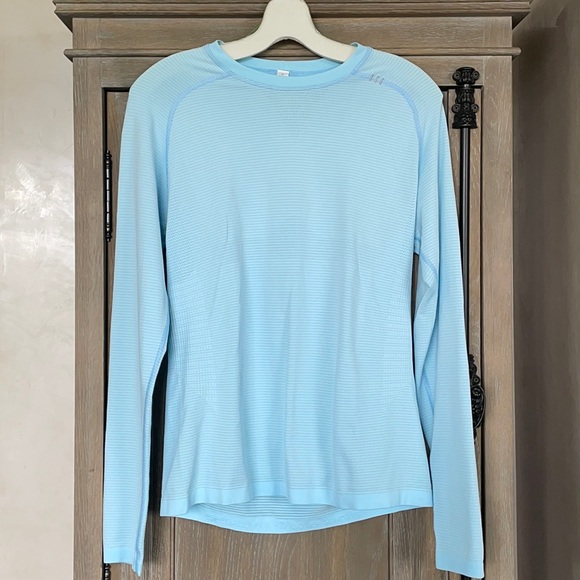 lululemon athletica Other - Lululemon Metal Vent Tech Surge Long Sleeve small